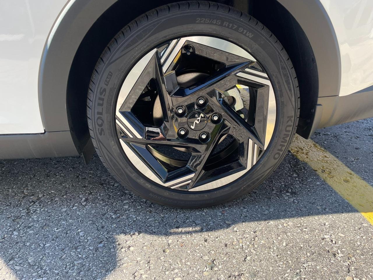 2025 Kia K4 EX Photo