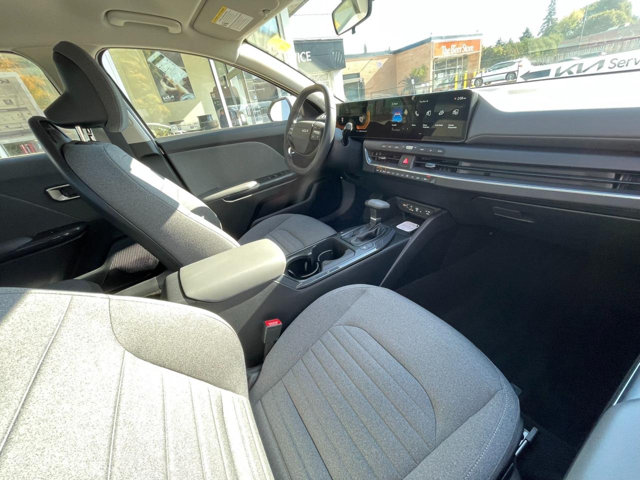 2025 Kia K4 EX Photo