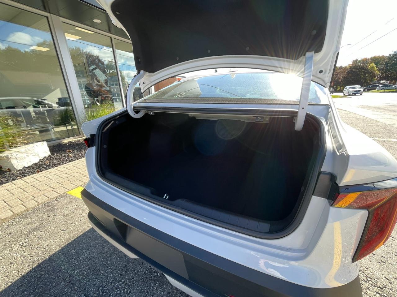 2025 Kia K4 EX Photo