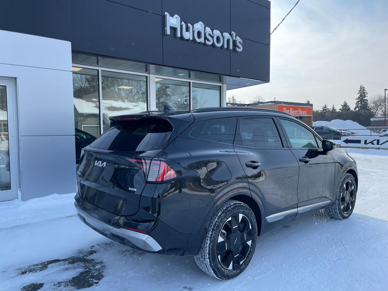 2026 Kia Sportage Plug-In Hybrid EX Premium Photo