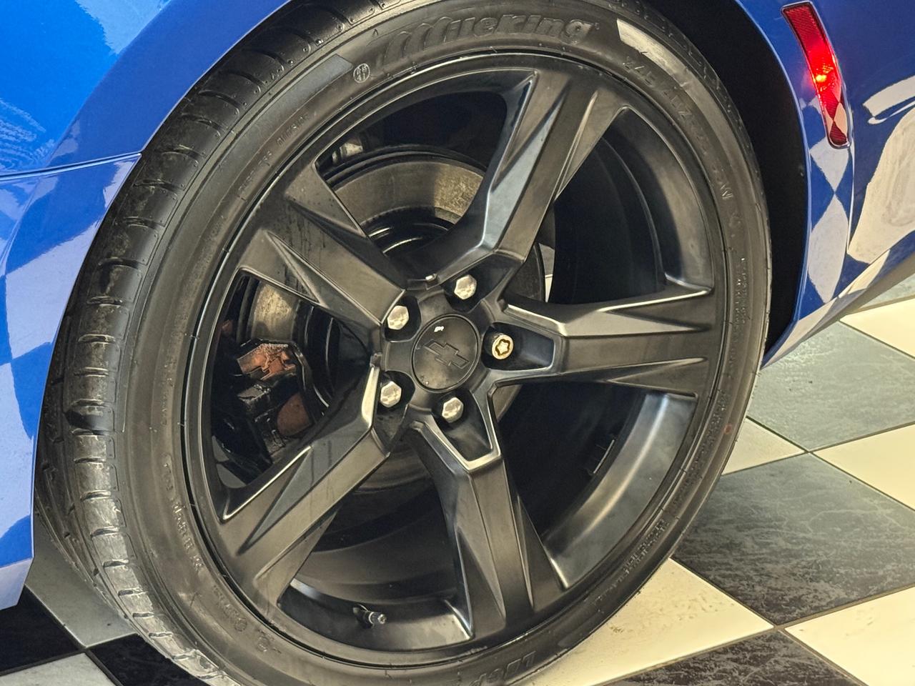 2018 Chevrolet Camaro LT RS+New Tires+Sunroof+Remote Start+CLEAN CARFAX Photo