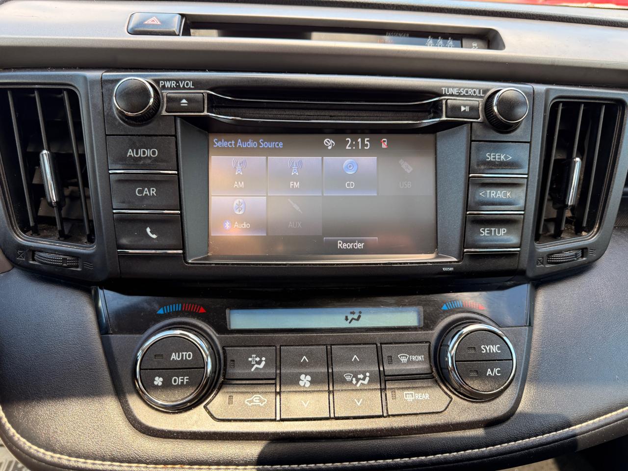 2017 Toyota RAV4 XLE - Photo #25