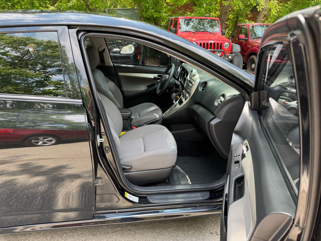 2012 Toyota Matrix  - Photo #17