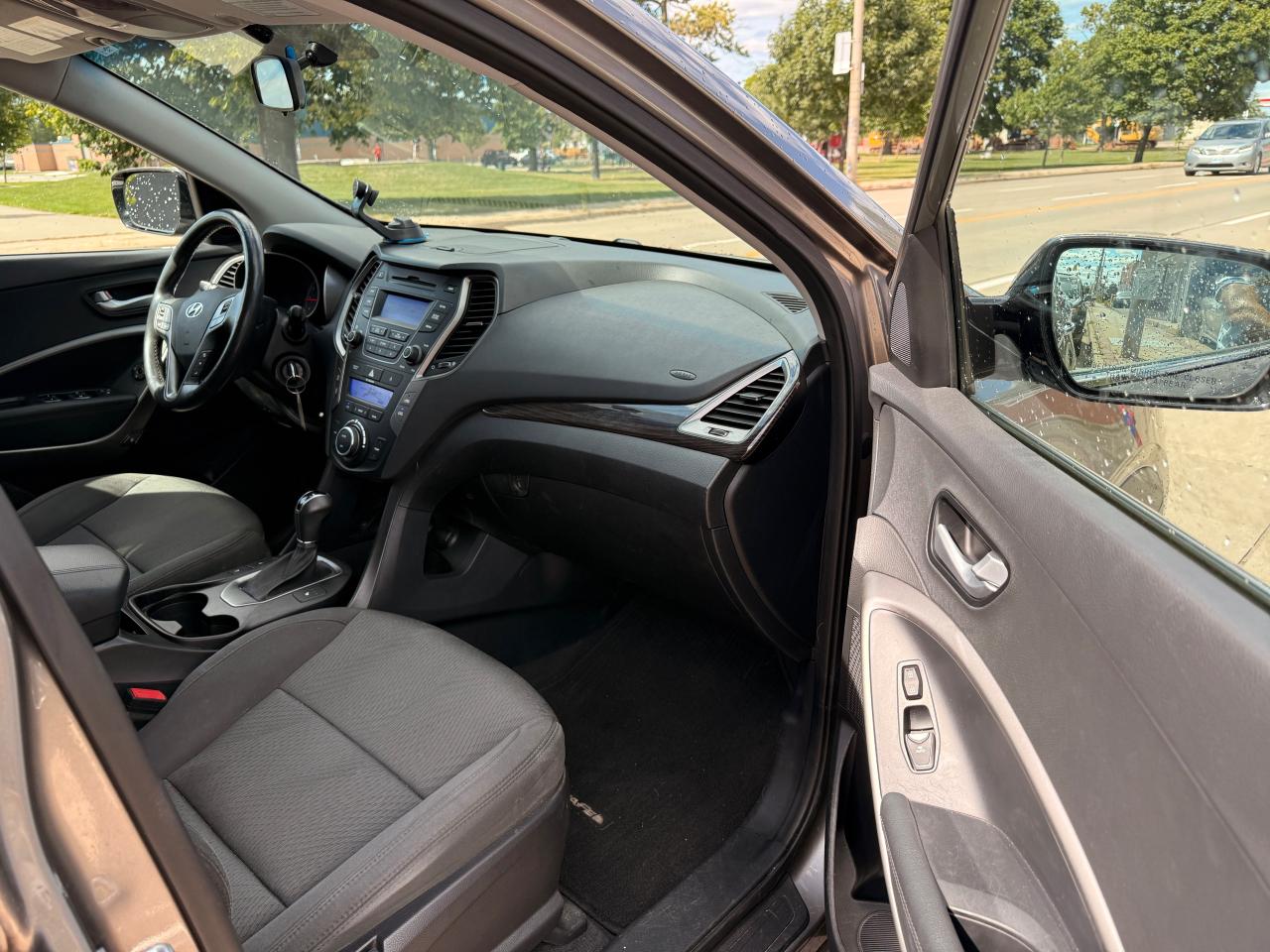 2016 Hyundai Santa Fe Sport FWD 4dr 2.4L Premium - Photo #22