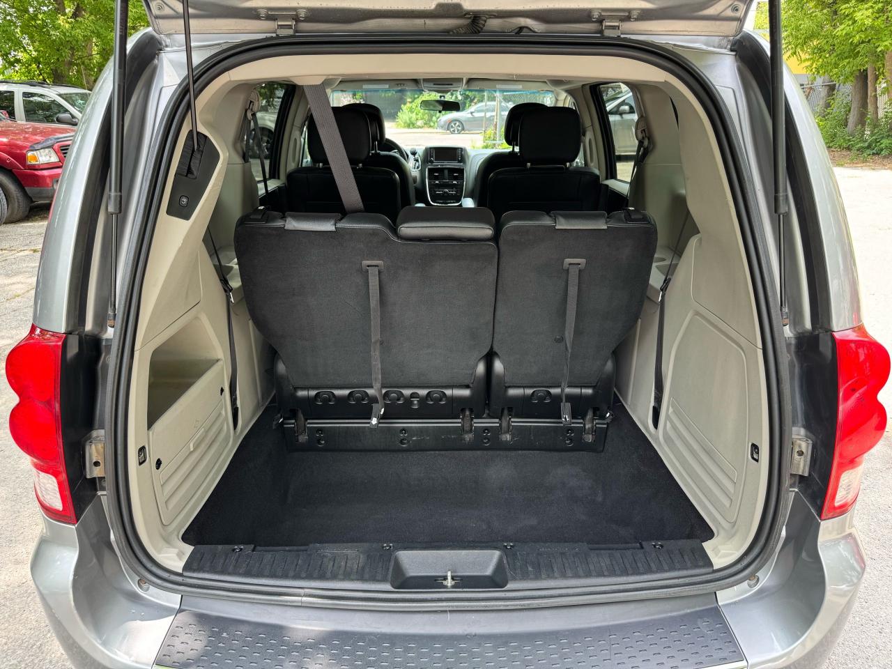 2015 Dodge Grand Caravan Crew - Photo #18