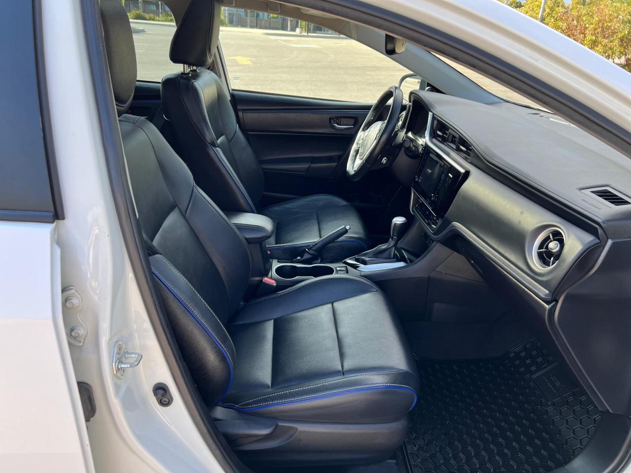 2017 Toyota Corolla XSE No Accident Heated Seats Push Button Start - Photo #45