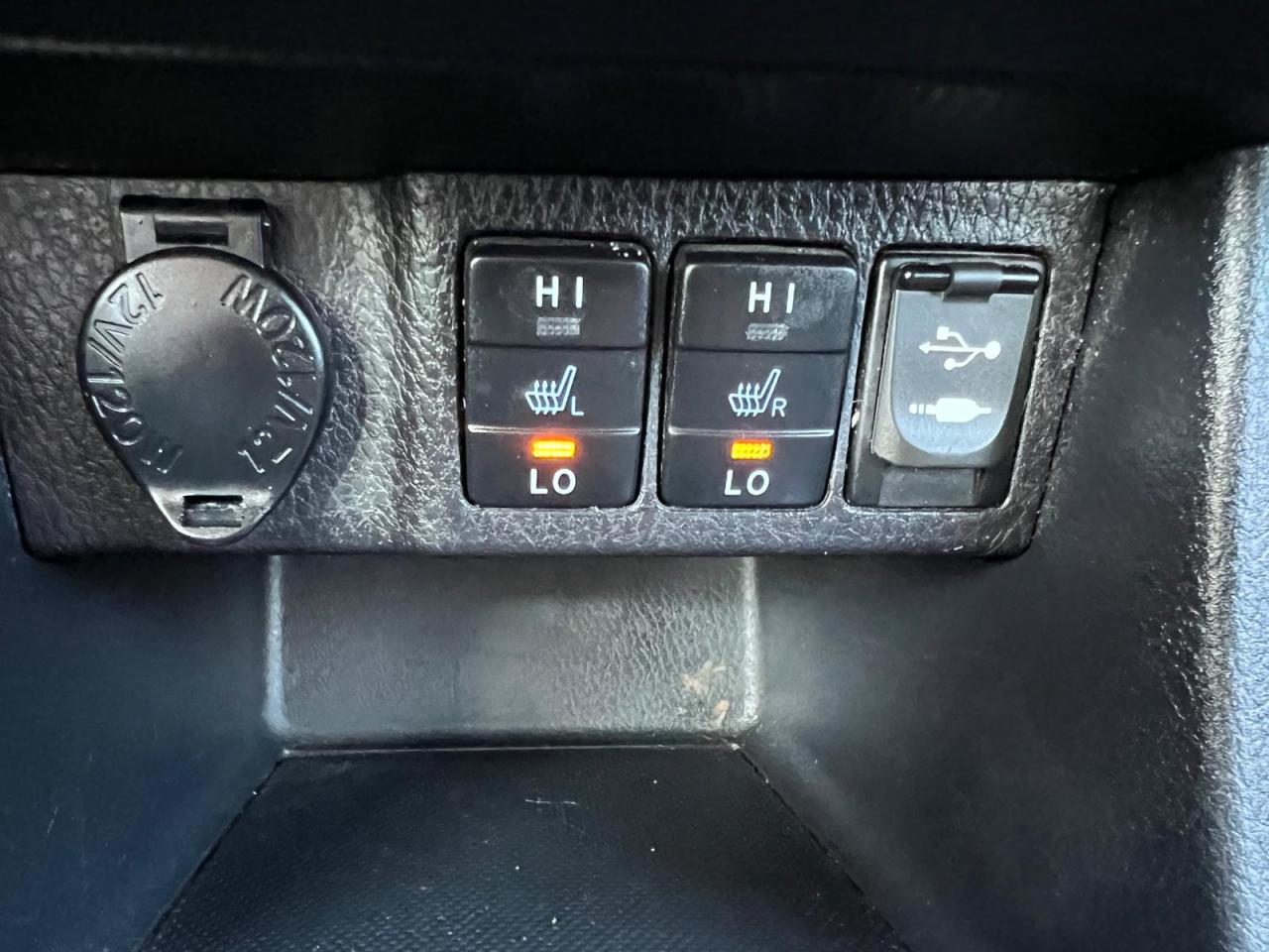 2017 Toyota Corolla XSE No Accident Heated Seats Push Button Start - Photo #40