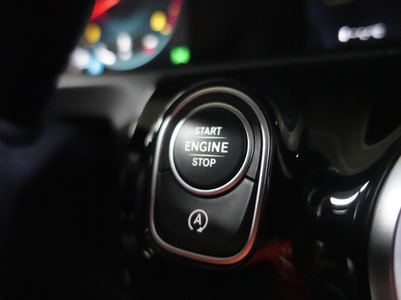 2020 Mercedes-Benz A-Class 4MATIC | Nav | Leather | Sunroof | Ambient Lights