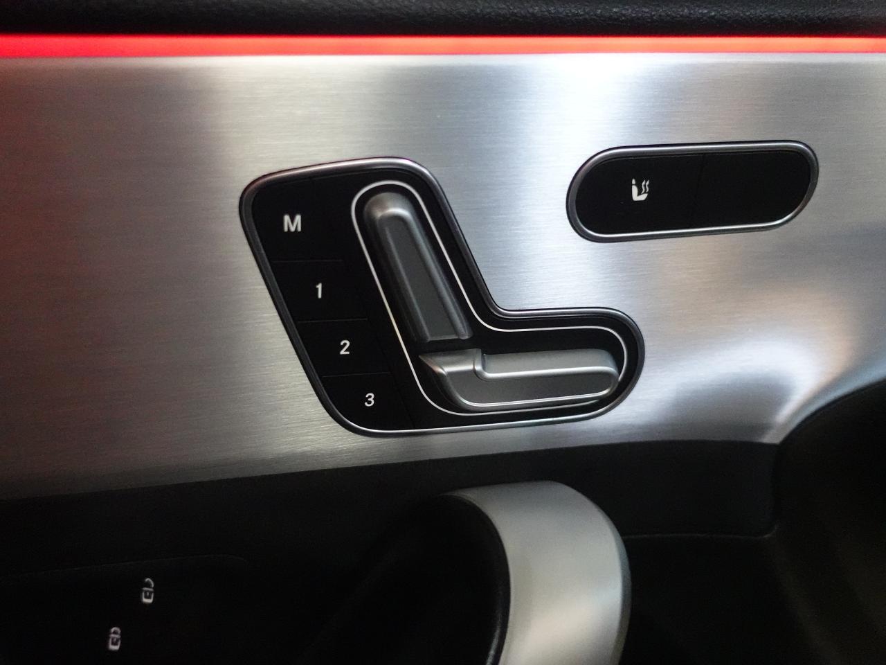 2020 Mercedes-Benz A-Class 4MATIC | Nav | Leather | Sunroof | Ambient Lights