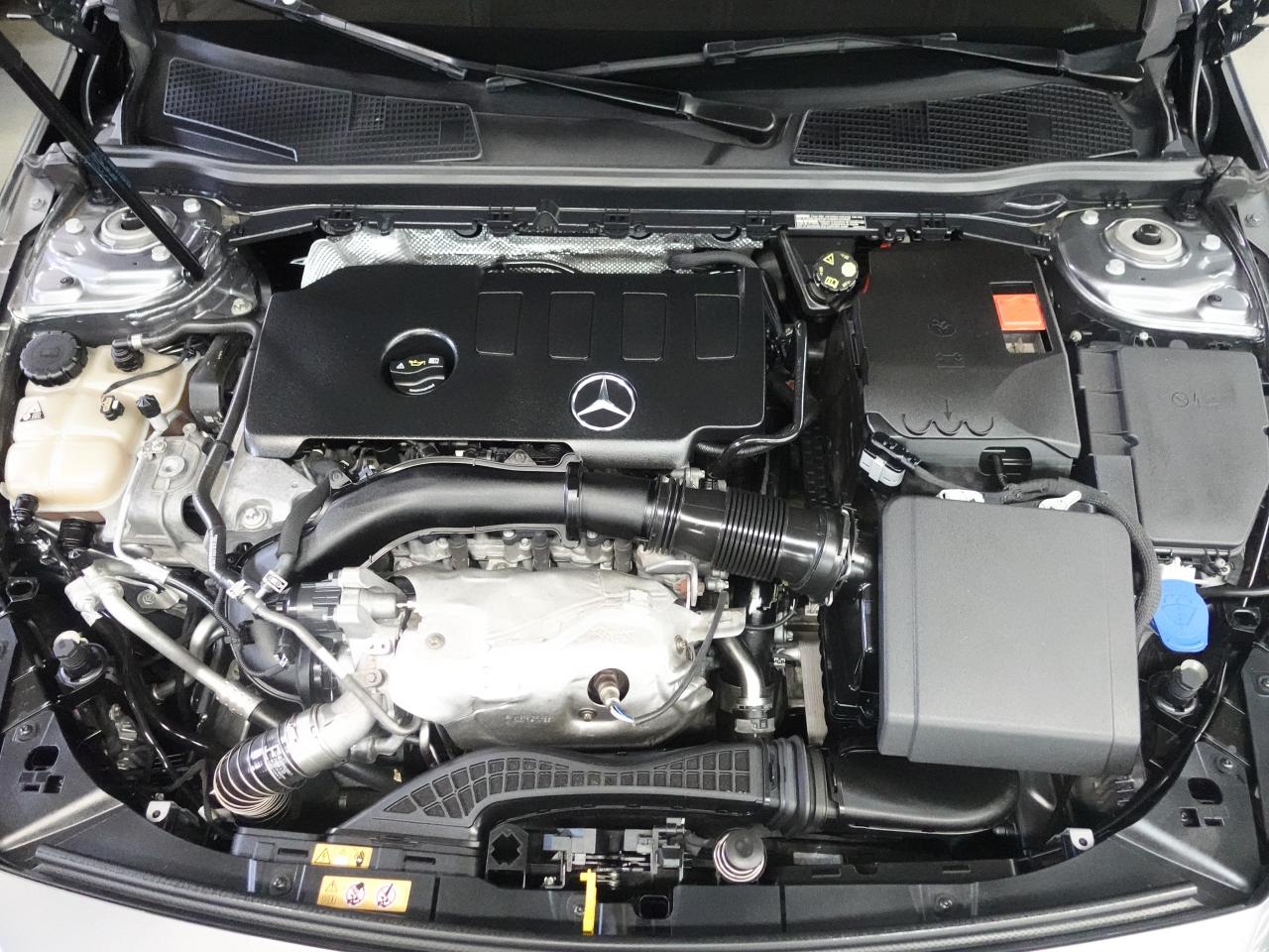 2020 Mercedes-Benz A-Class 4MATIC | Nav | Leather | Sunroof | Ambient Lights