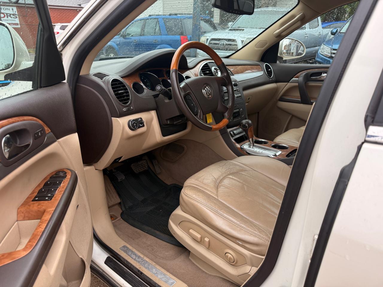2011 Buick Enclave CXL1 - Photo #15