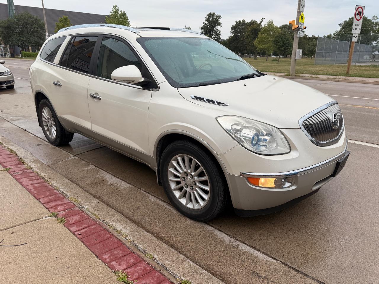 2011 Buick Enclave CXL1 - Photo #6