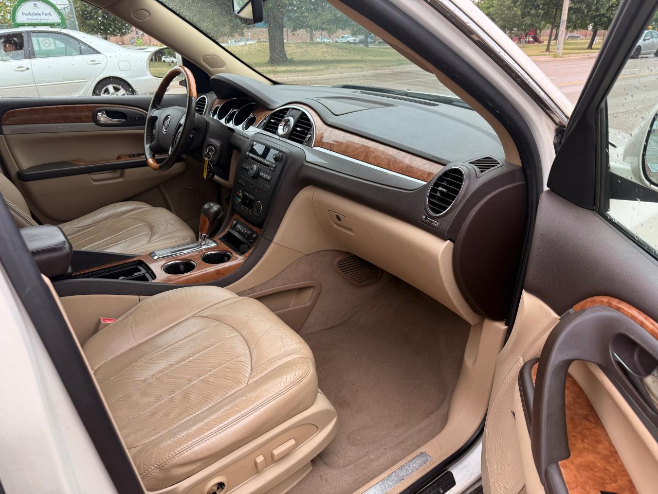 2011 Buick Enclave CXL1 - Photo #24