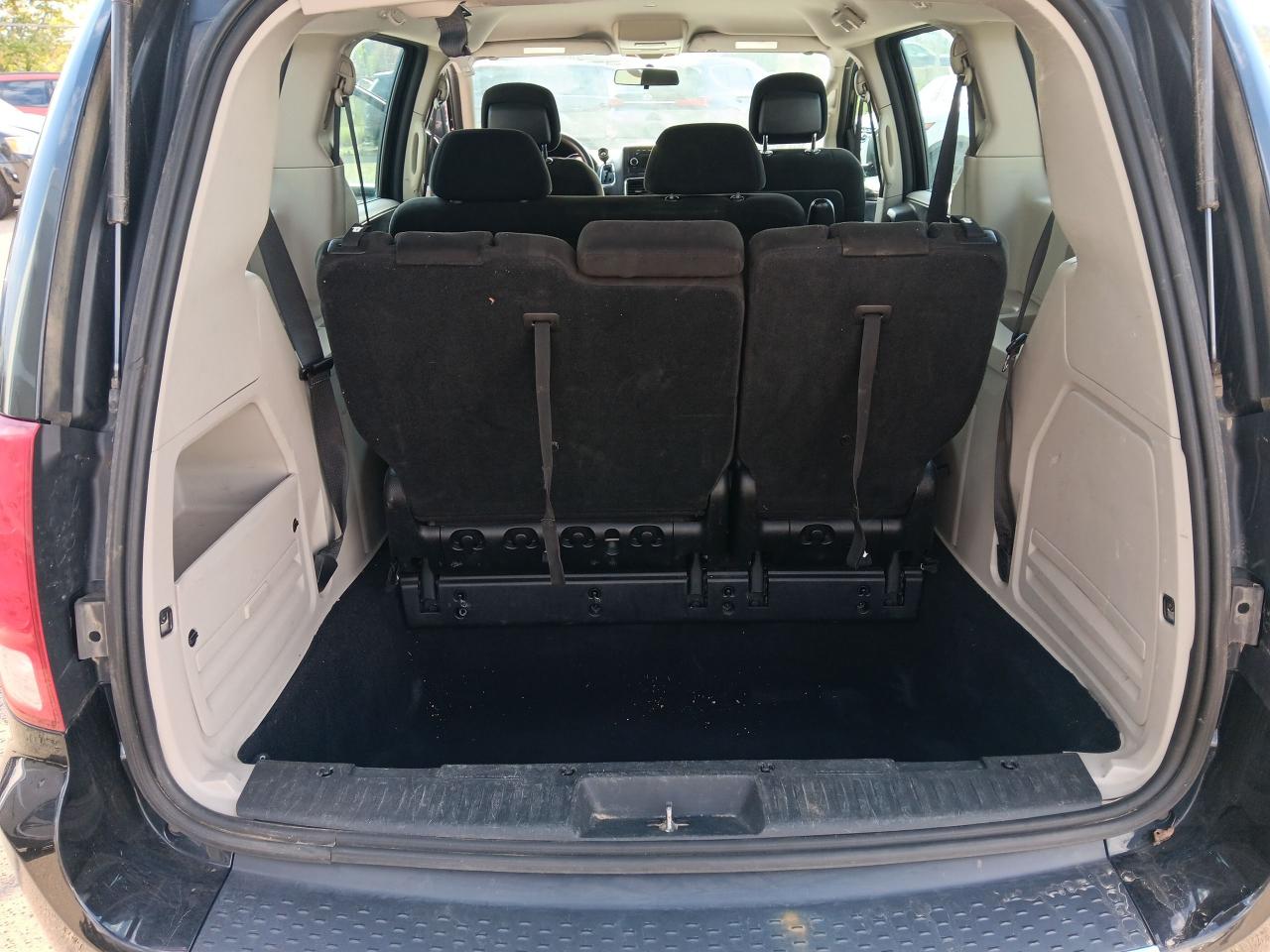 2012 Dodge Grand Caravan SE, 7 Passenger - Photo #6