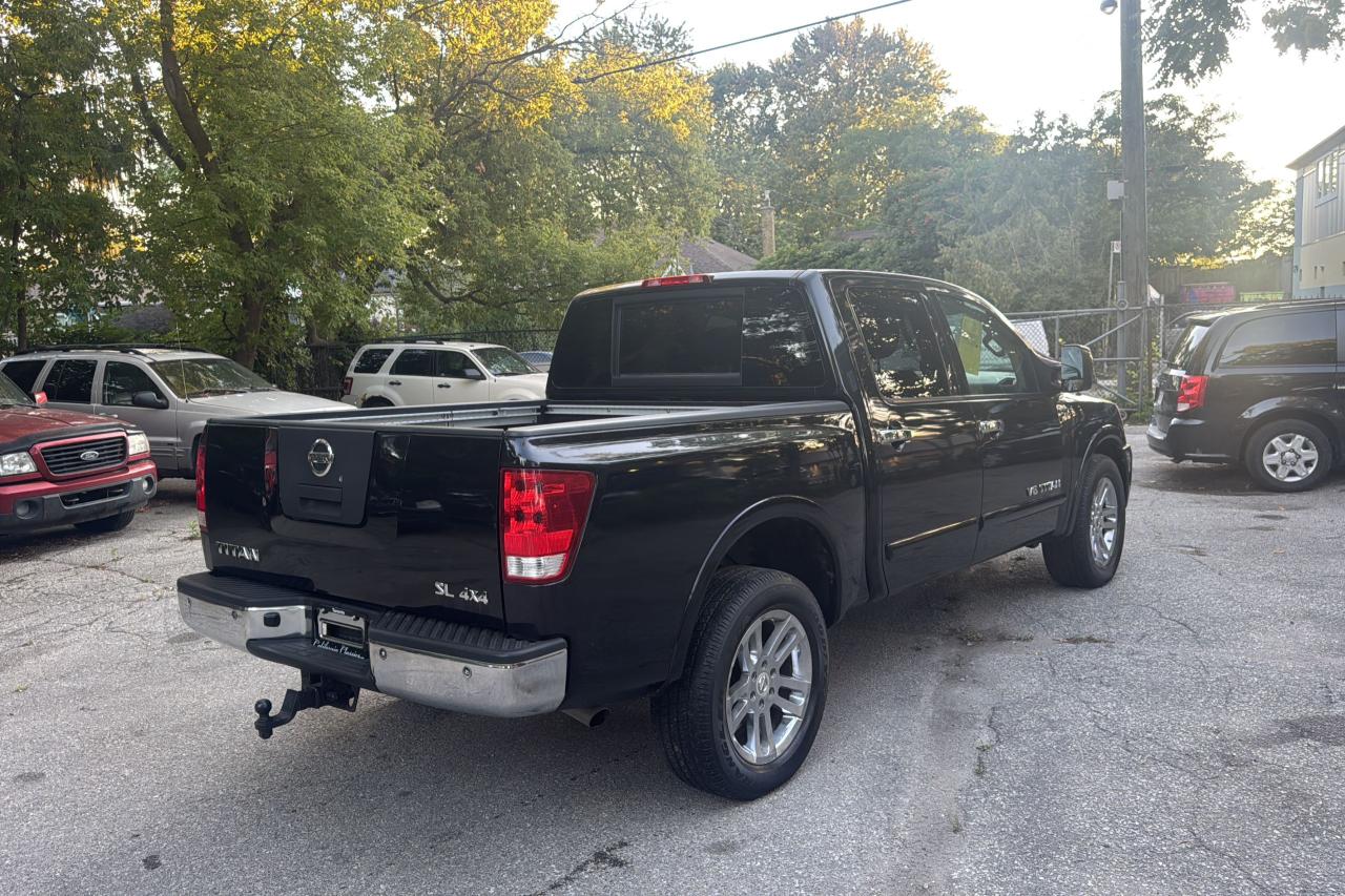 2012 Nissan Titan SL Photo4