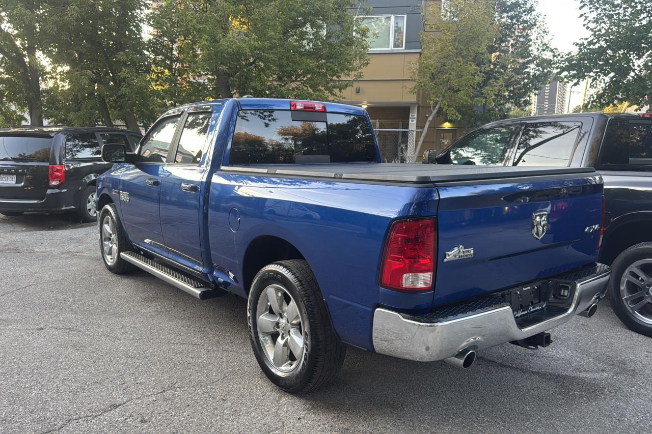 2017 RAM 1500 Big Horn Photo2