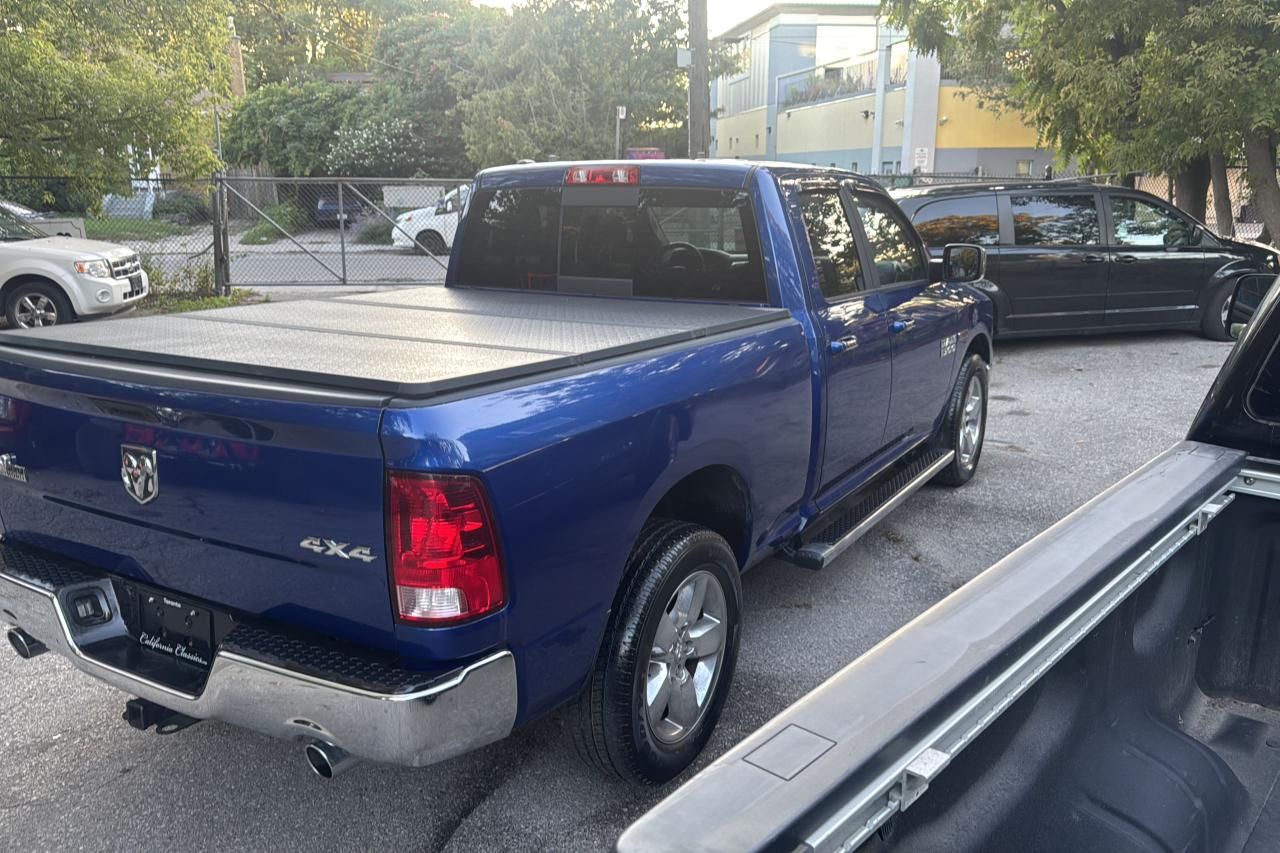 2017 RAM 1500 Big Horn - Photo #5