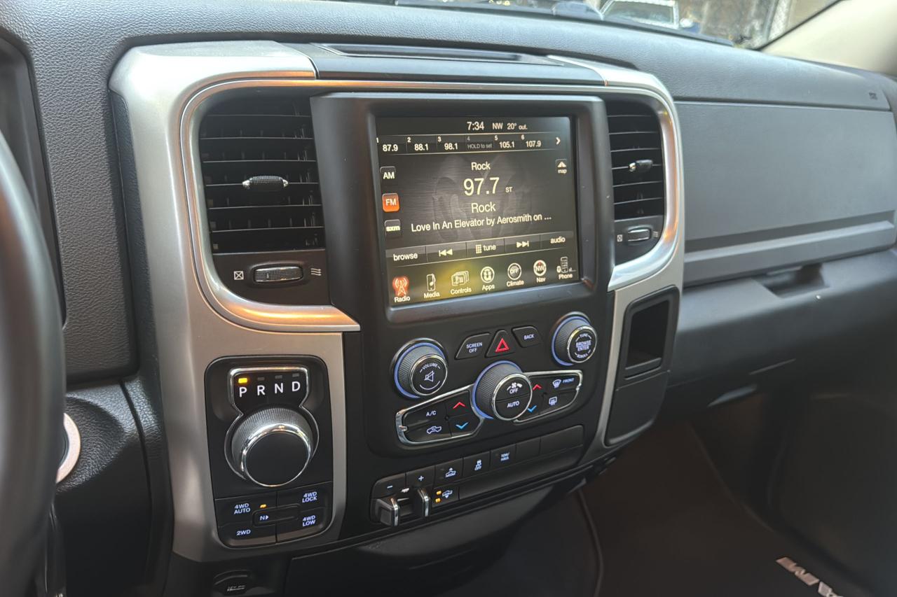 2017 RAM 1500 Big Horn - Photo #10