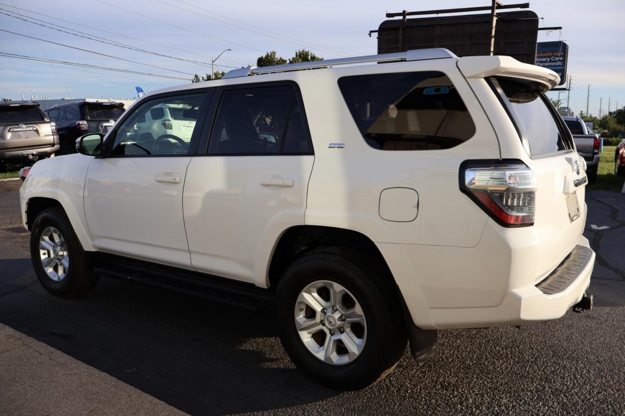 2016 Toyota 4Runner SR5-PREMIUM PKG 4WD CERTIFIED *ACCIDENT FREE*7 SEATS* CAMERA NAV BLUETOOTH LEATHER HEATED SUNROOF CRUISE ALLOYS - Photo #4