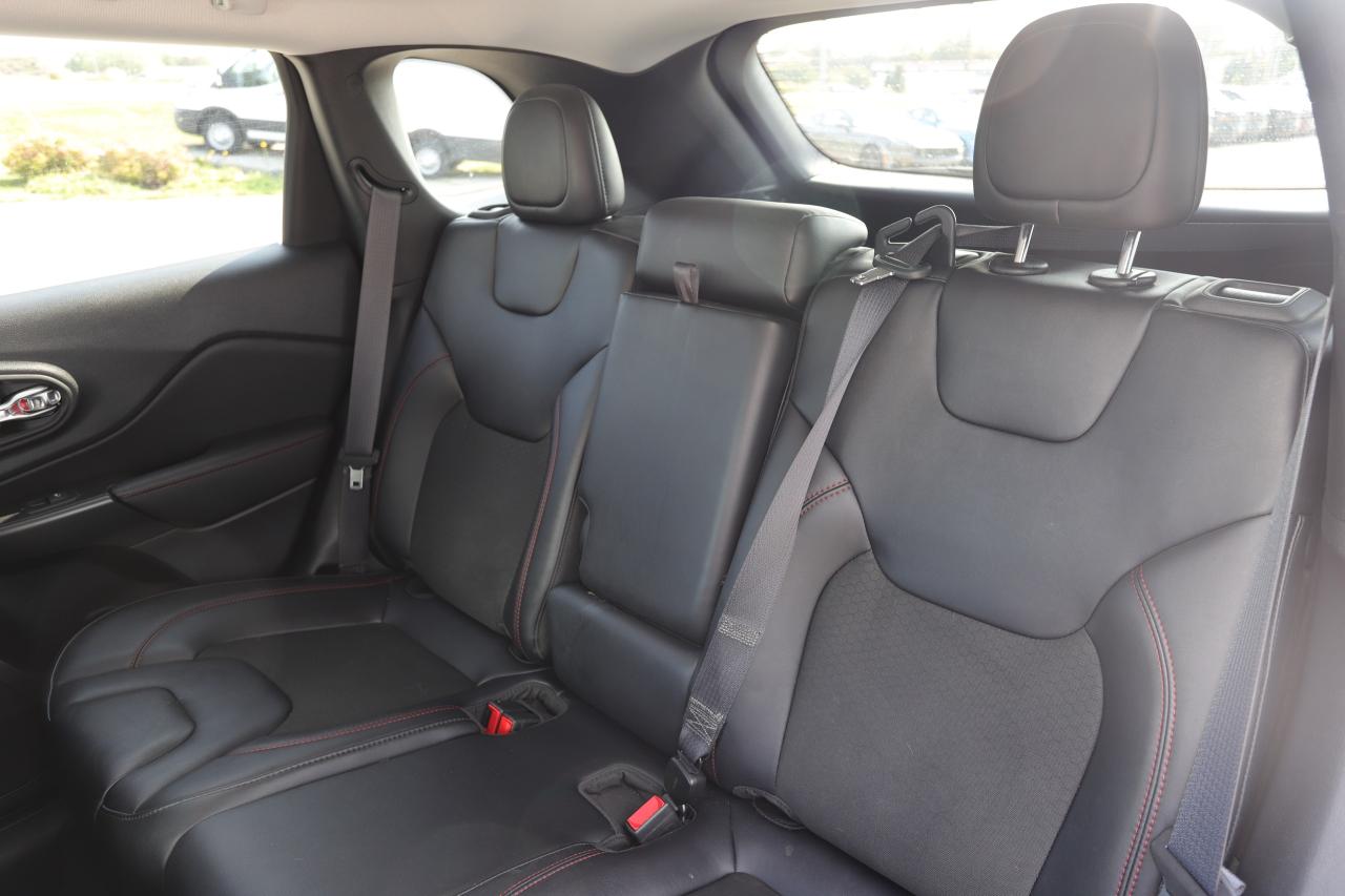 2022 Jeep Cherokee Trailhawk 4X4 Photo5