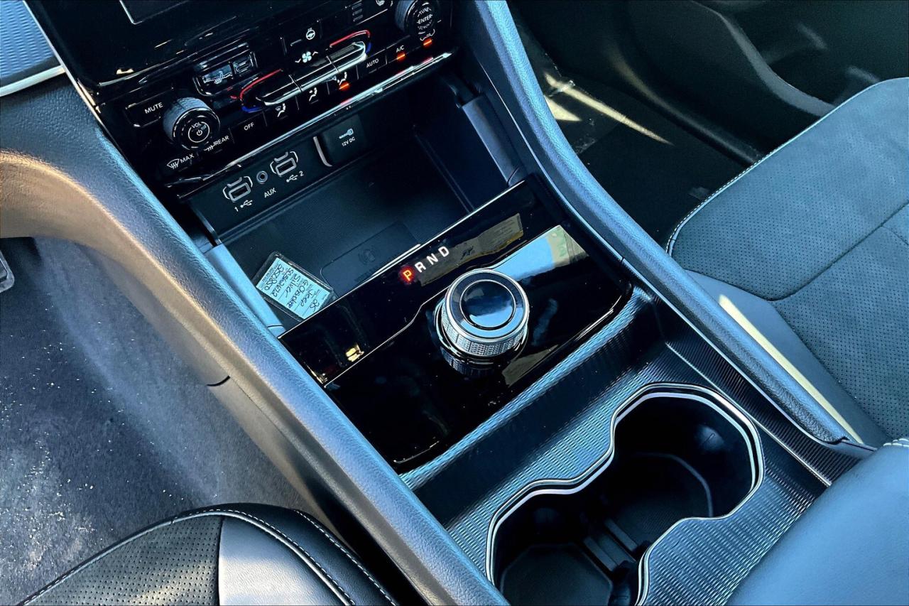 2025 Jeep Grand Cherokee ALTITUDE 4X4 | Leather | Power Sunroof | Tow Pkg Photo