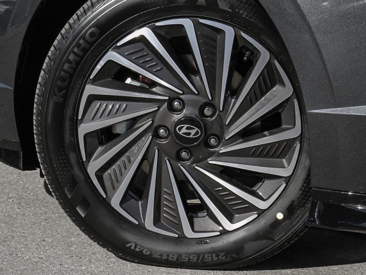 2026 Hyundai Sonata Hybrid Preferred-Trend  - Sunroof - $135.94 /Wk Photo