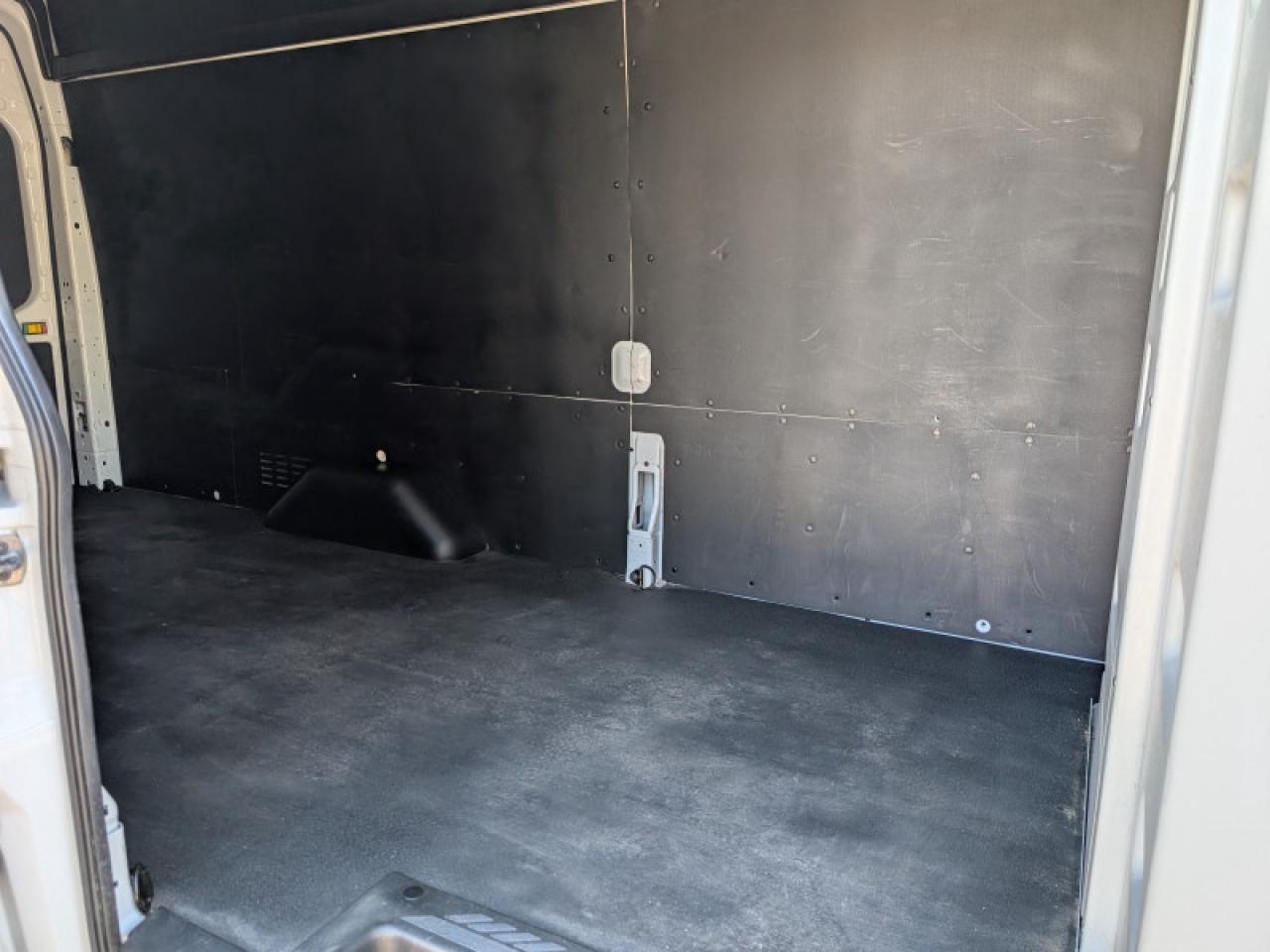 2023 Ford Transit Cargo Van HR Cargo  **LEATHER** Photo