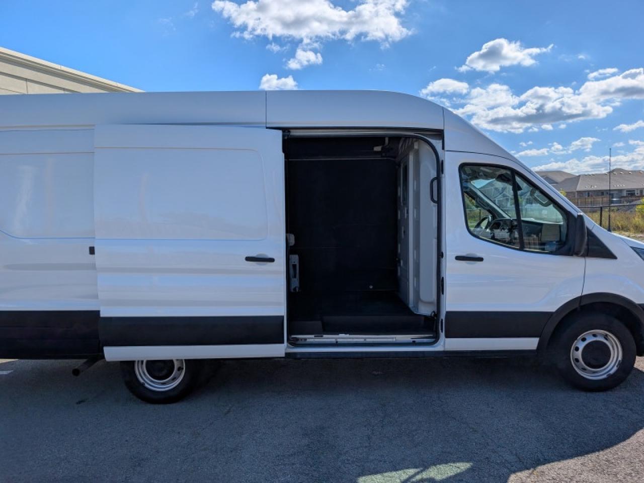 2023 Ford Transit Cargo Van HR Cargo  **LEATHER** Photo