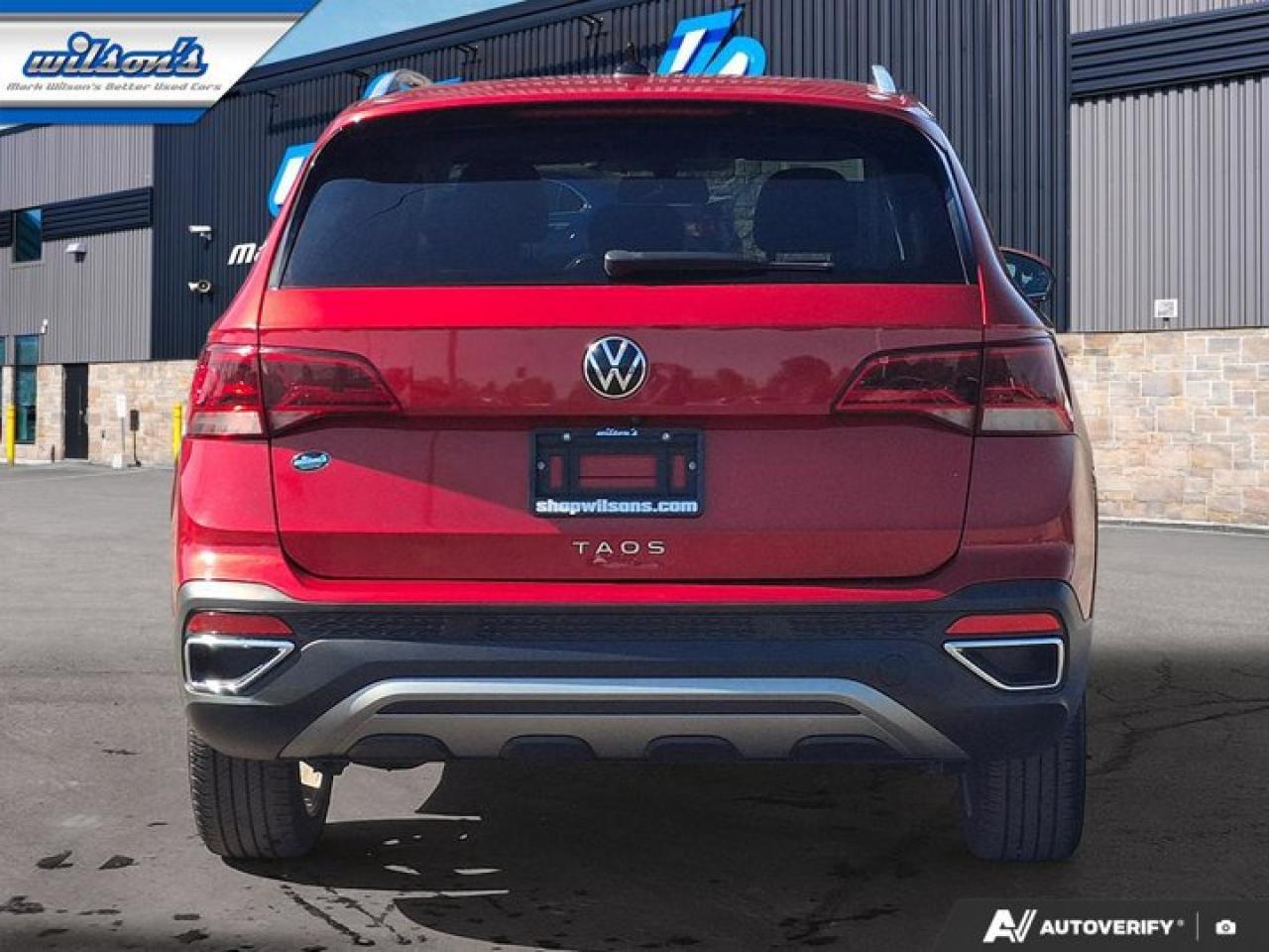 2022 Volkswagen Taos Comfortline | Split Leather | Pano Roof | Heated Seats | Digital Dash | Wireless Carplay | and More! Photo3
