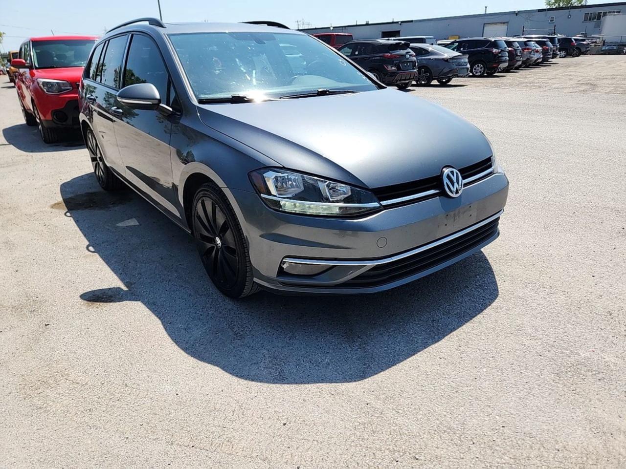 2018 Volkswagen Golf Sportwagen TSi  SE