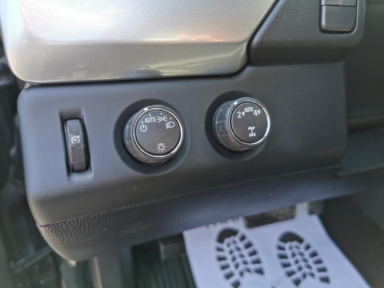 2018 Chevrolet Tahoe LS - Photo #23