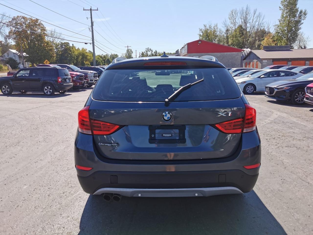 2015 BMW X1 28i xDrive Photo4