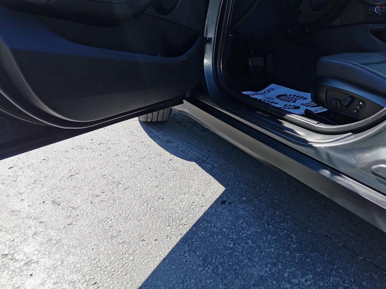 2015 BMW X1 28i xDrive - Photo #14
