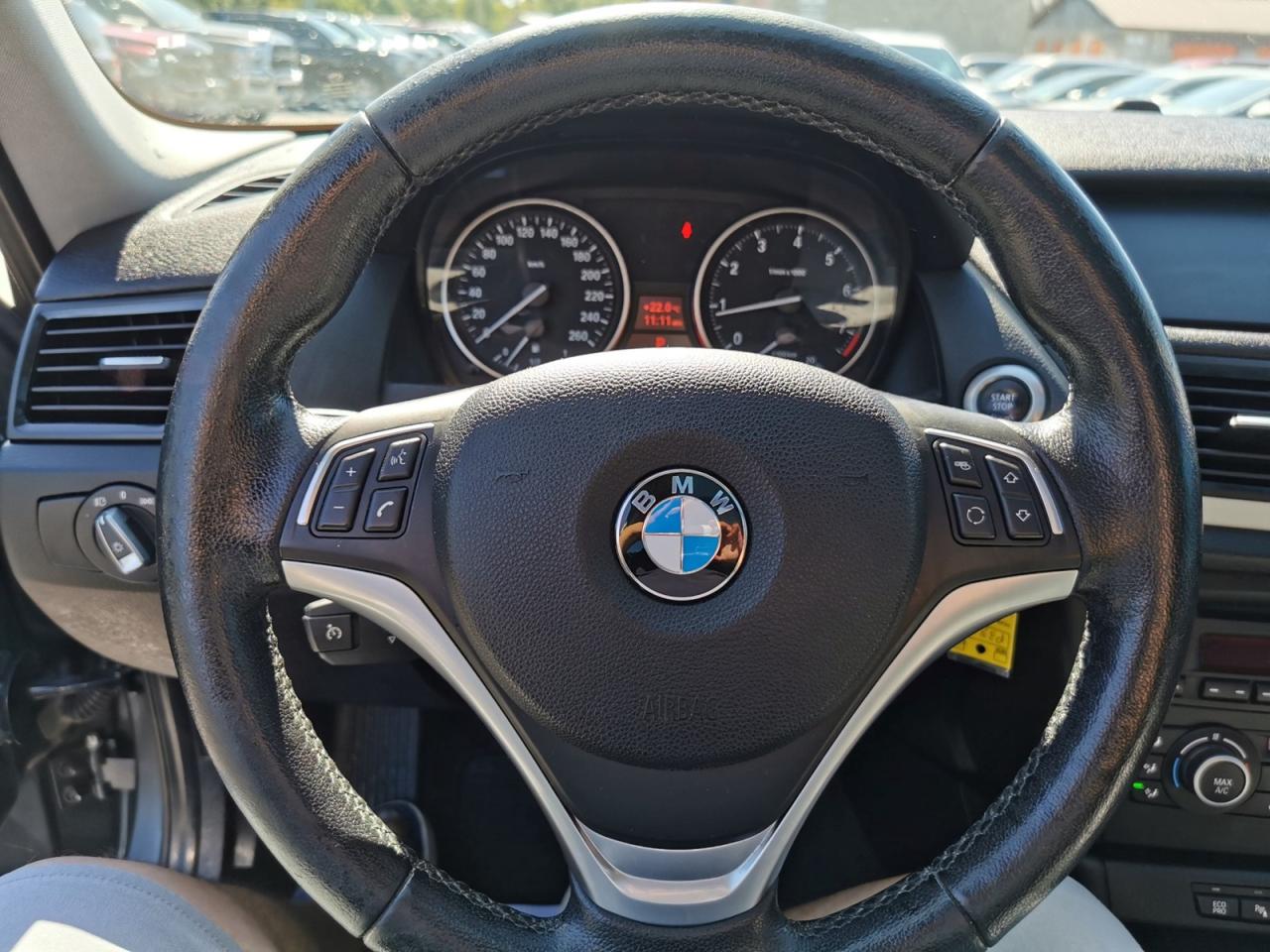 2015 BMW X1 28i xDrive - Photo #24
