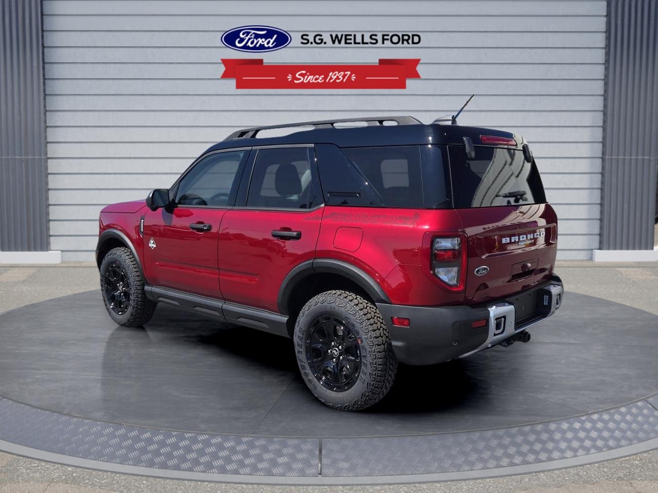 2025 Ford Bronco Sport Outer Banks Photo2
