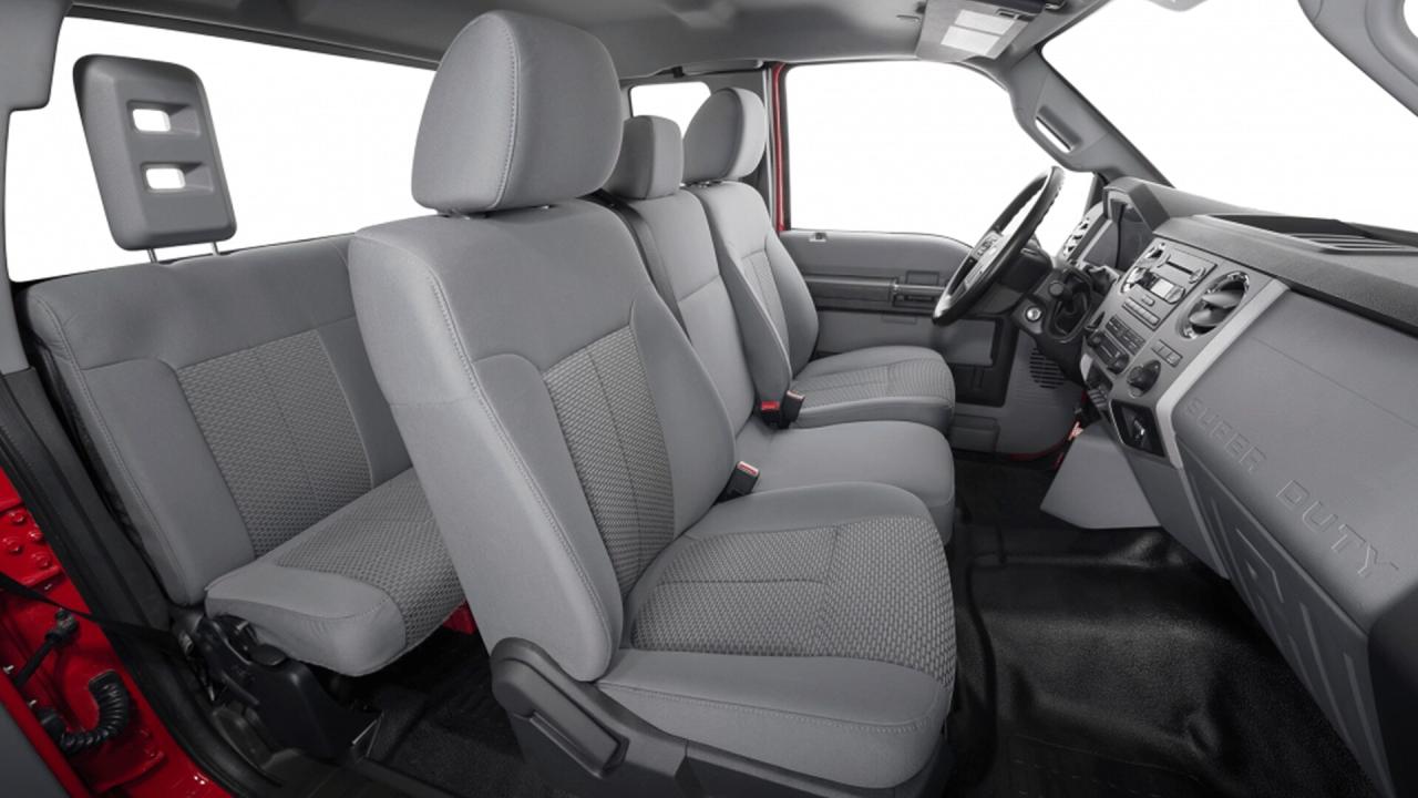 2026 Ford F-650 REGULAR CAB DOCK HGT Photo