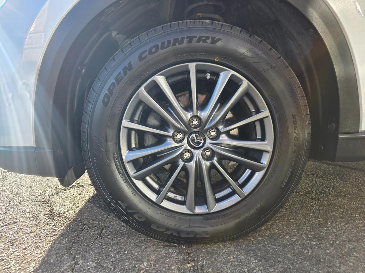 2017 Mazda CX-5 GS One Owner | Backup Camera | BSM | Heated Steering | Heated Seats Photo