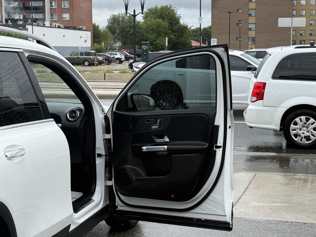 2020 Mercedes-Benz GLB-Class | PREMIUM | PANO | APPLE CARPLAY Photo