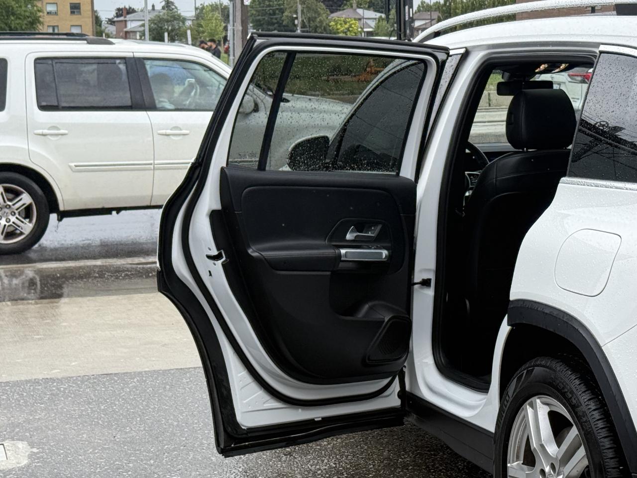 2020 Mercedes-Benz GLB-Class | PREMIUM | PANO | APPLE CARPLAY Photo