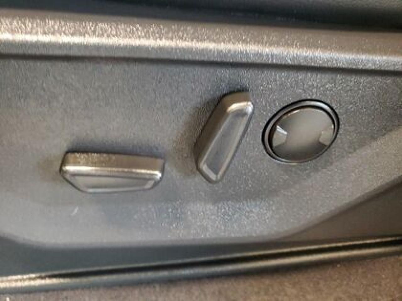 12925385