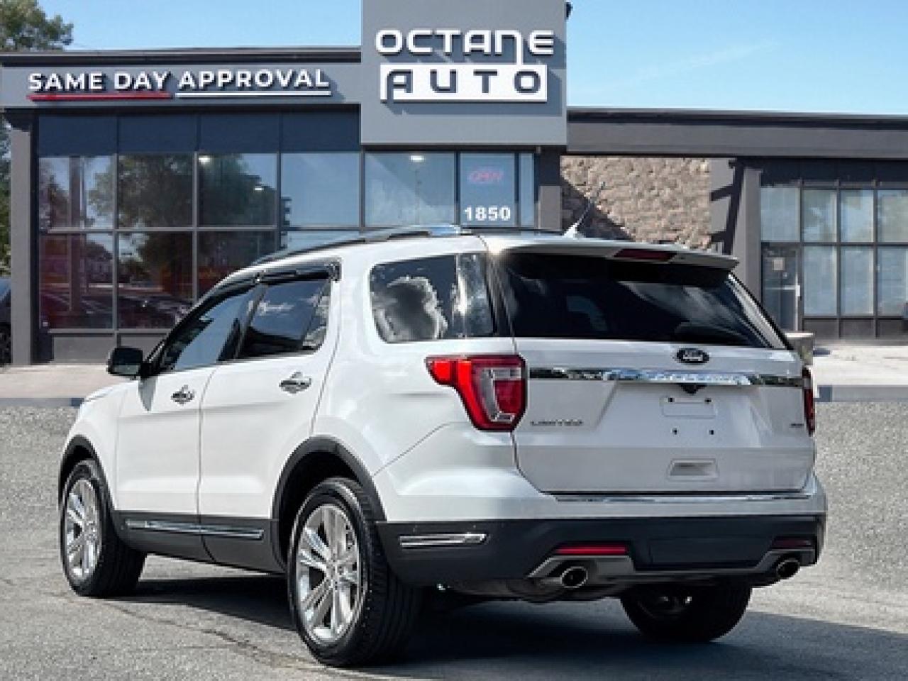 2019 Ford Explorer Limited 4WD Photo