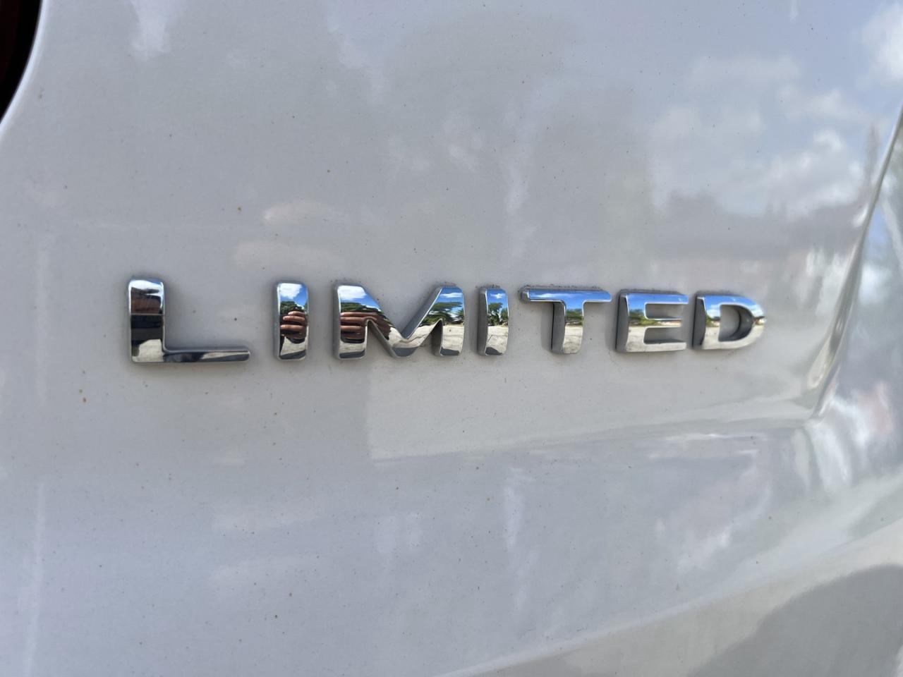 2019 Ford Explorer Limited 4WD Photo