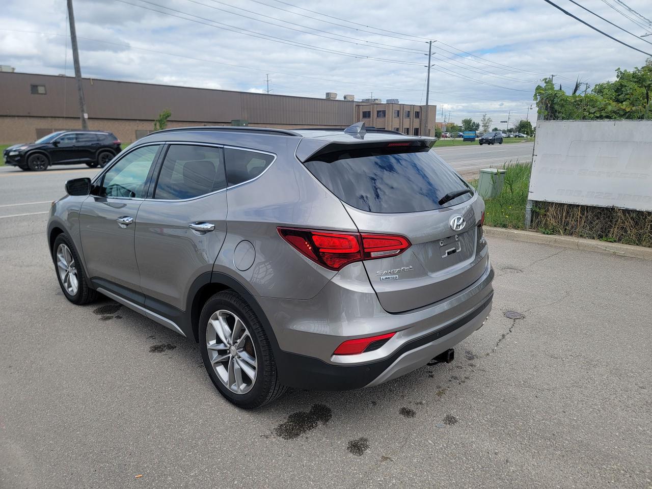 2017 Hyundai Santa Fe Sport AWD 4dr 2.0T Limited - Photo #8