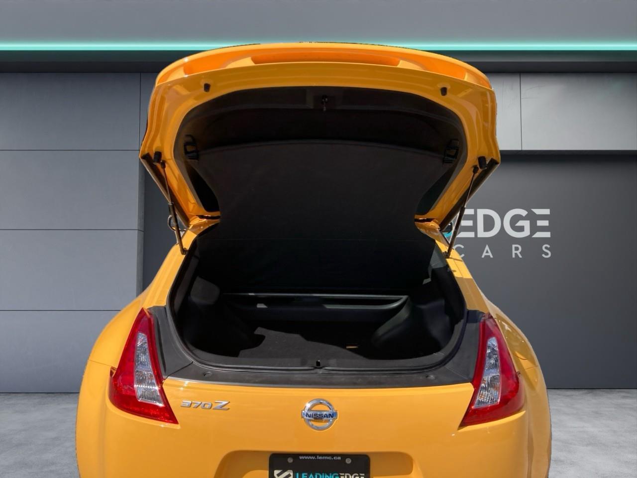 2017 Nissan 370Z Touring Sport LOW KILOMETRES Photo