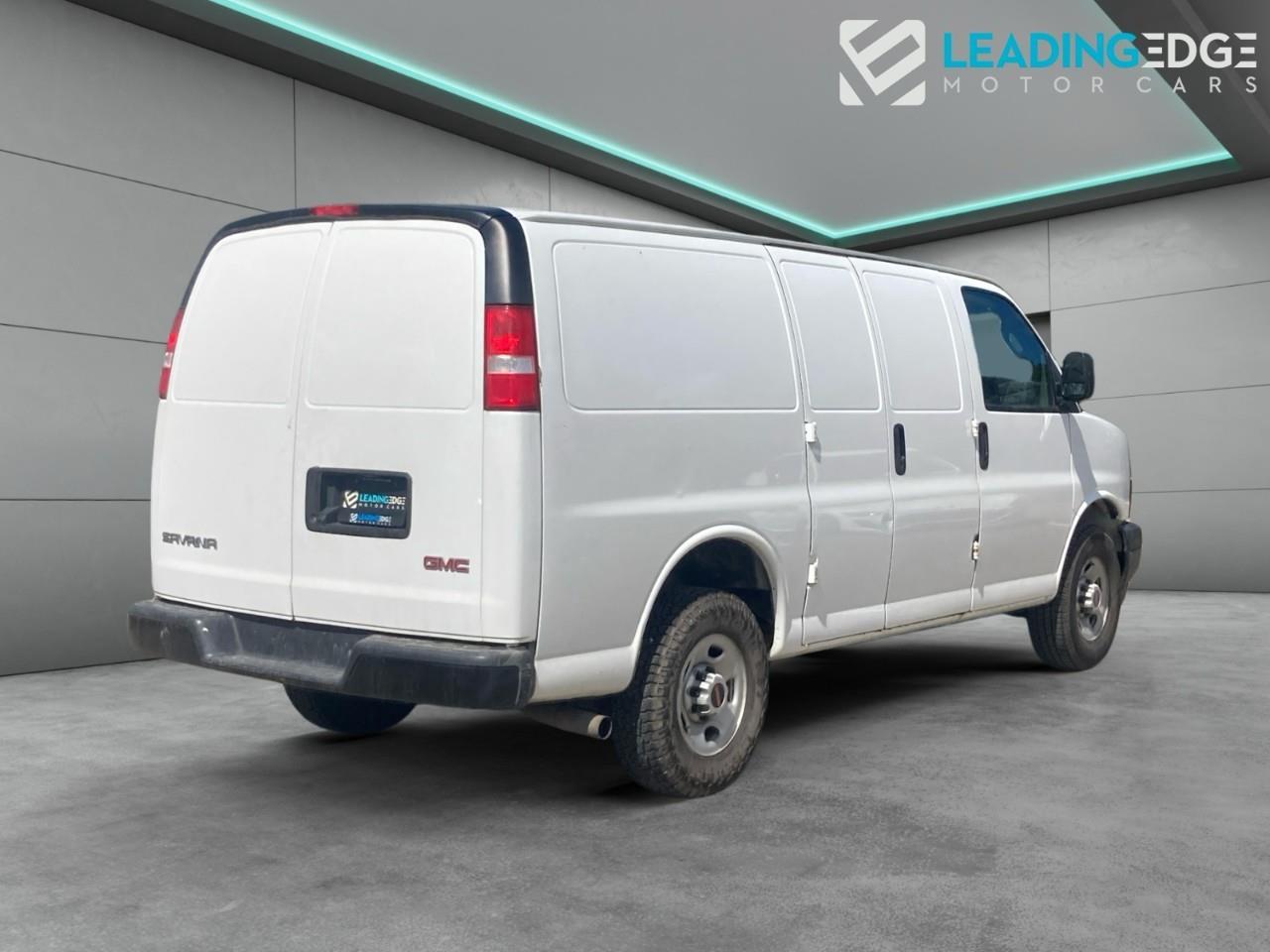2019 GMC Savana 2500 Work Van Photo3