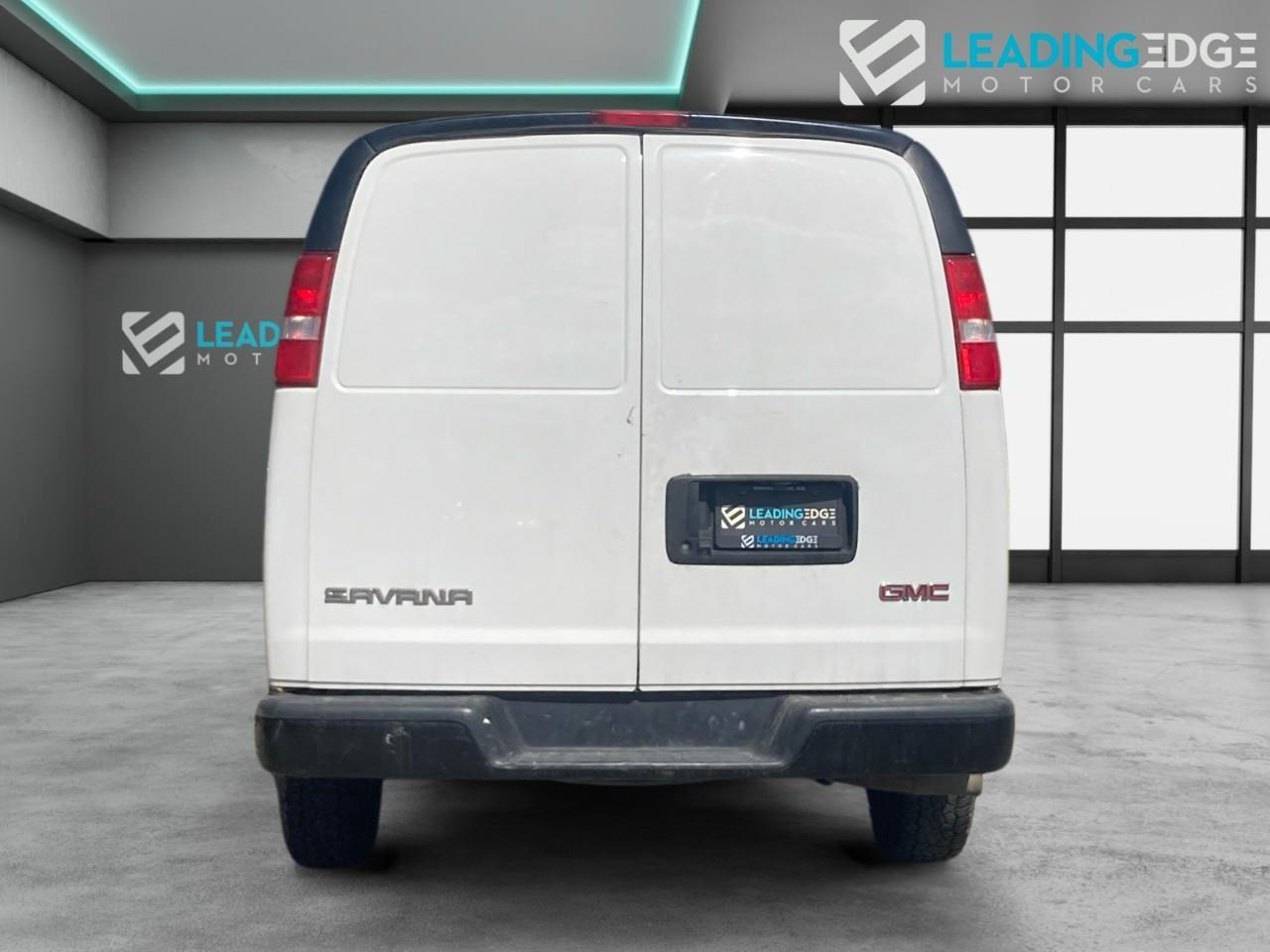 2019 GMC Savana 2500 Work Van Photo4