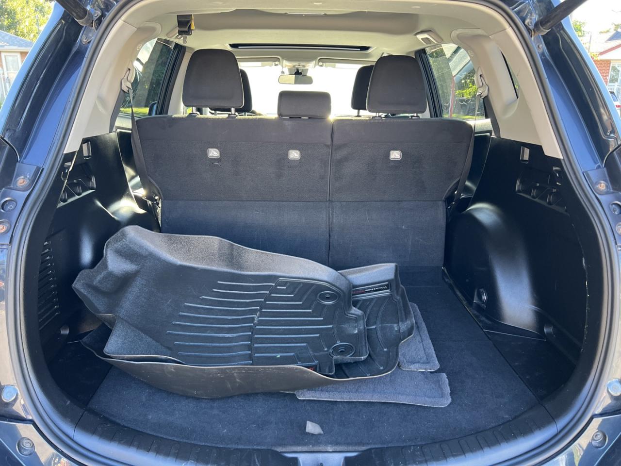 2018 Toyota RAV4 XLE AWD - Photo #11