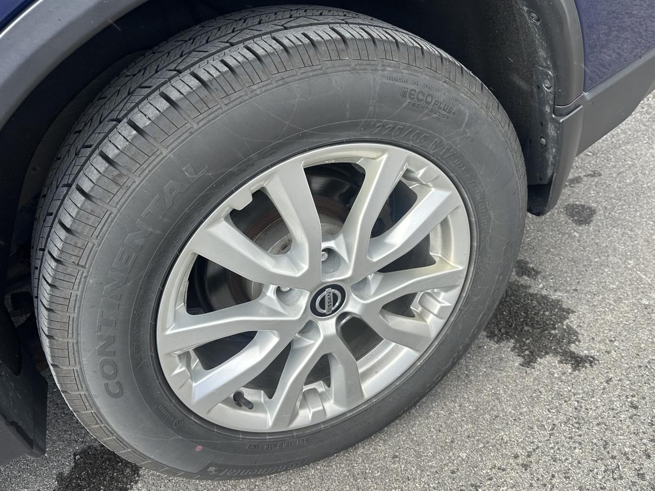 2018 Nissan Rogue AWD SV - Photo #8