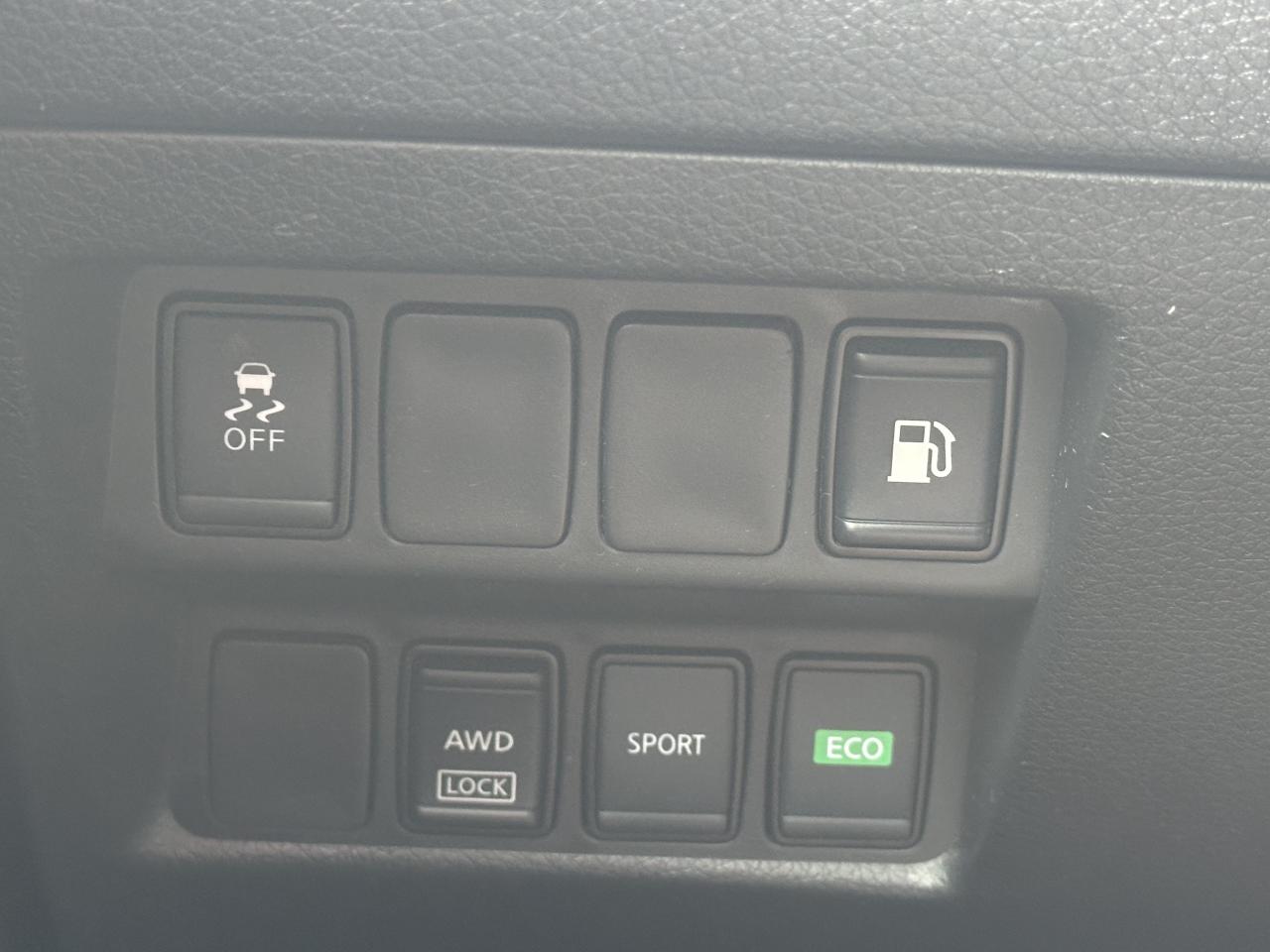 2018 Nissan Rogue AWD SV - Photo #18