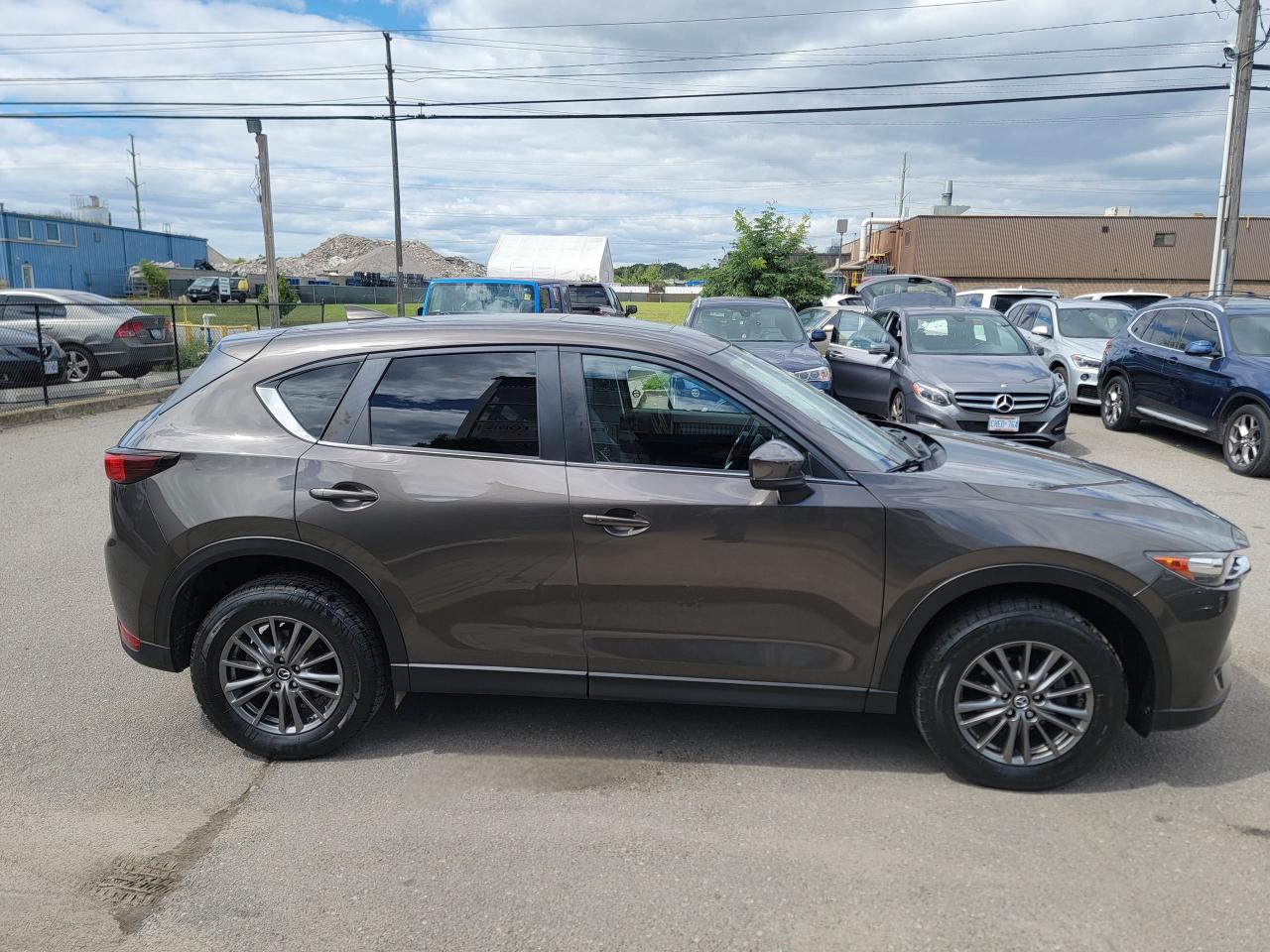 2019 Mazda CX-5 GS |LEATHER | SUNROOF Photo3